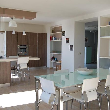 CastellʼAlfero Monferrato Asti-Luminosa Villa מראה חיצוני תמונה
