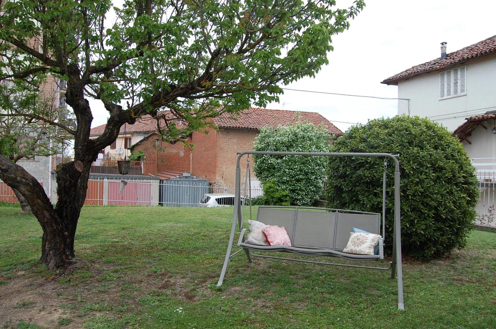 CastellʼAlfero Monferrato Asti-Luminosa Villa מראה חיצוני תמונה